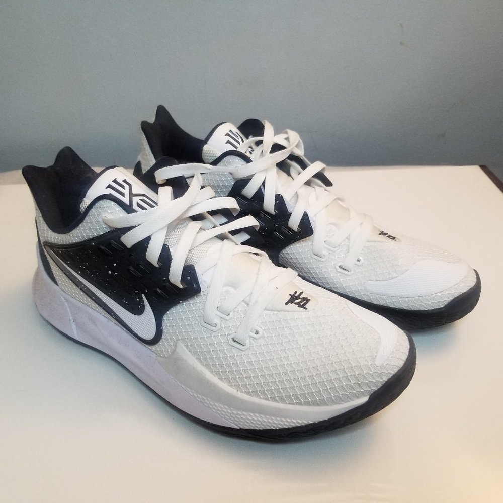 Nike Kyrie 2 TB Low - Promo